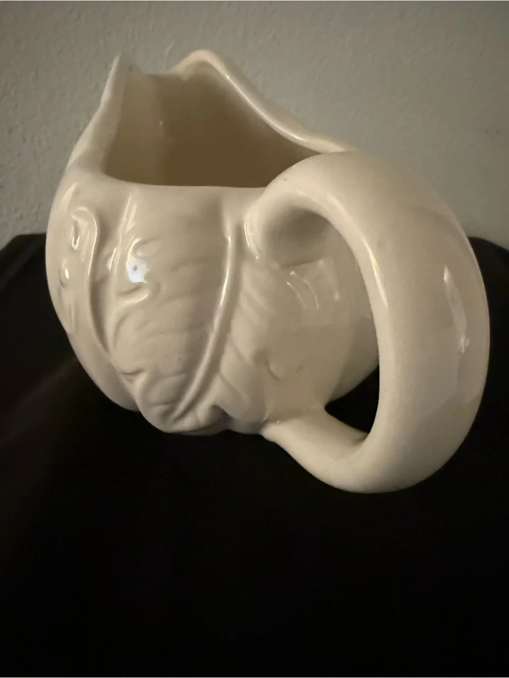 Avon Vintage Autumn Romance Pumpkin Gravy Boat. Circa 1990s. 24oz